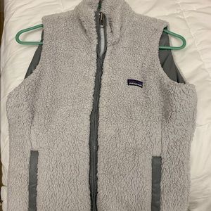 Women’s Patagonia reversible vest!